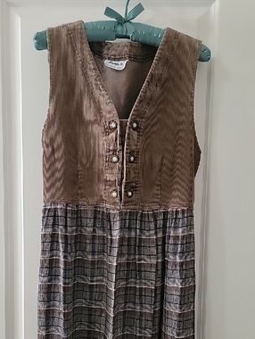 Cottagecore Maxi Dress with Cordoroy Textured Bodice
